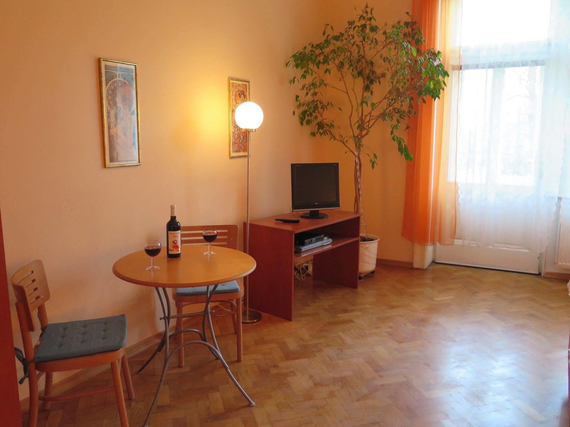 Apartment Green Oasis Wenceslas Square